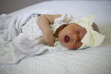 Load image into Gallery viewer, Nylon Bow Knots