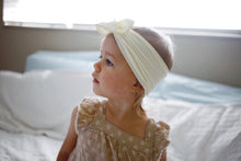 Load image into Gallery viewer, Nylon Bow Knots