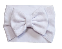 Load image into Gallery viewer, The Essential Bow