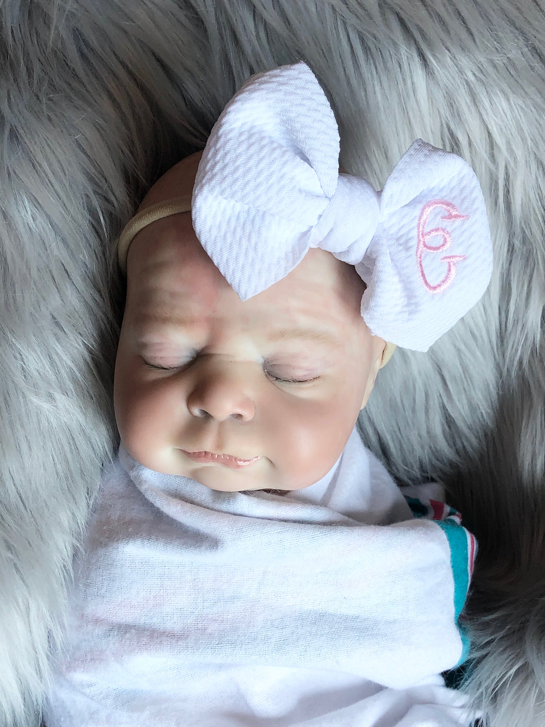 4.5 Inch Tie Knot on Nylon Headband